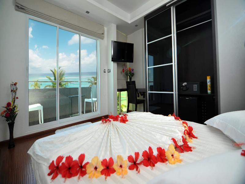 Fern Boquete Inn Hulhumale Bagian luar foto