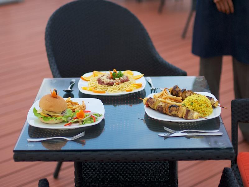 Fern Boquete Inn Hulhumale Bagian luar foto